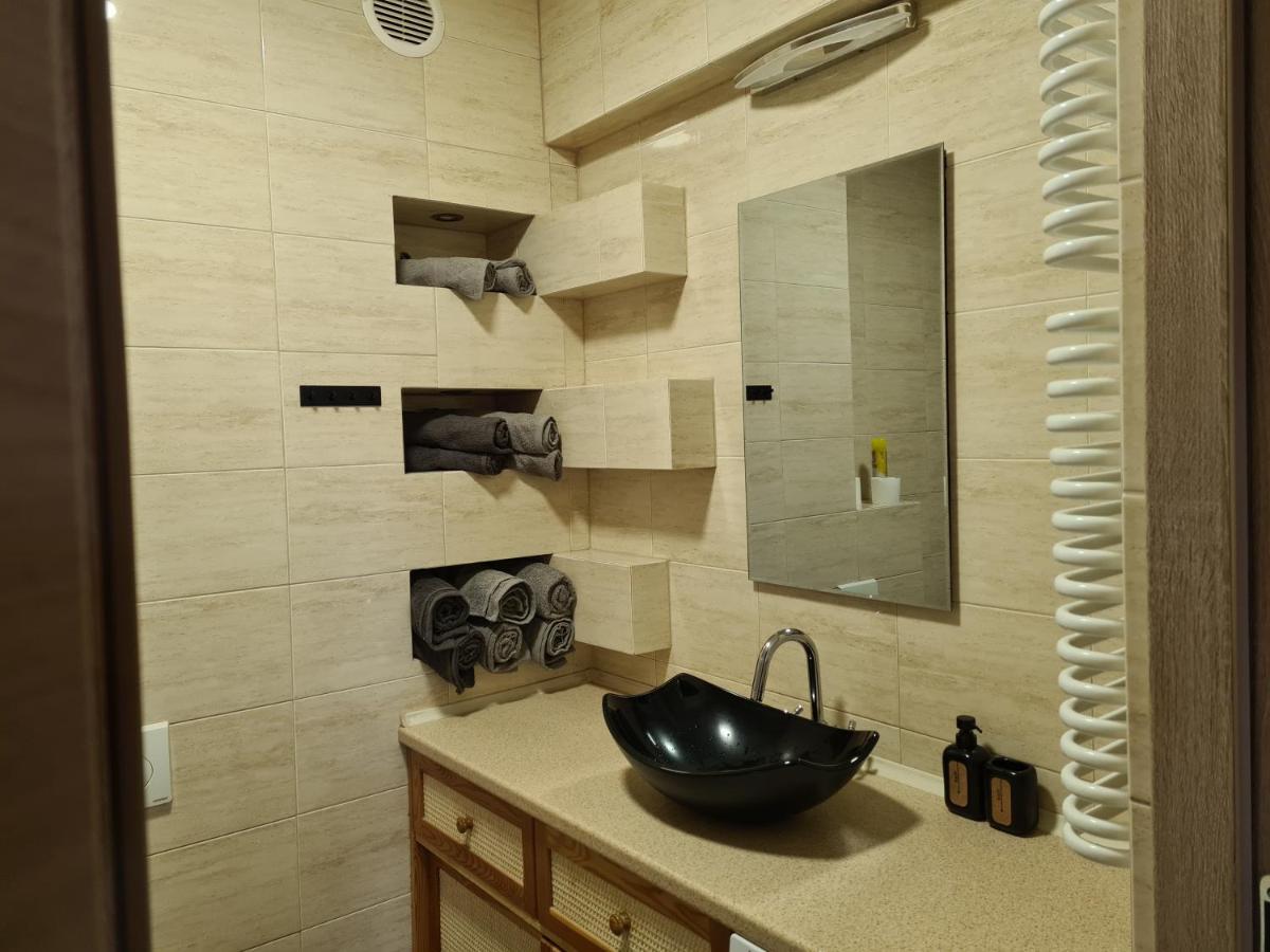 גיז'יצקו Yakuzza Apartments מראה חיצוני תמונה